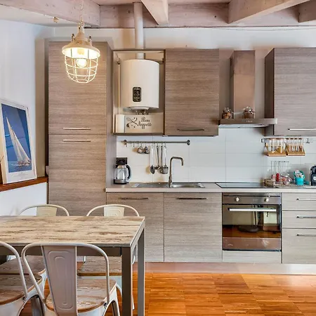 Apartament Loft&sun La Spezia